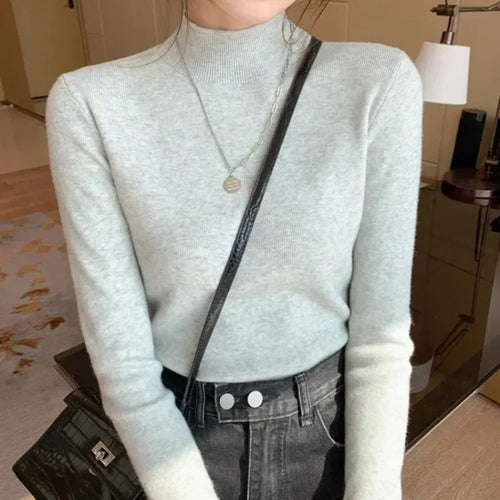 Ribbed Mock Neck Pullover