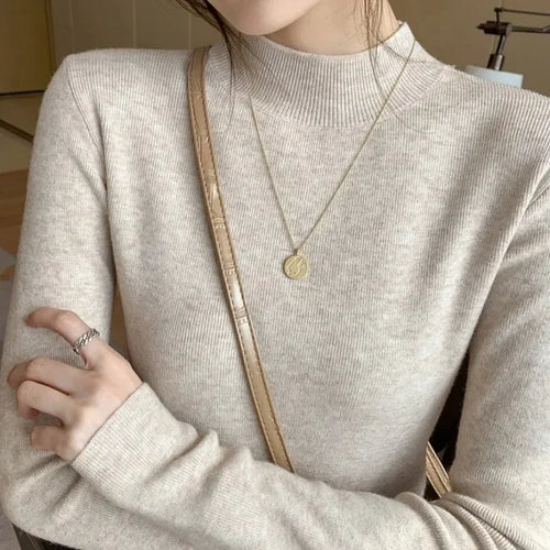 Ribbed Mock Neck Pullover